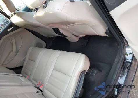 2018 Ford Escape Titanium из США, поврежденный, VIN 1FMCU9J91JUC89821